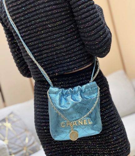 CHANEL 22 Mini Handbag photo review